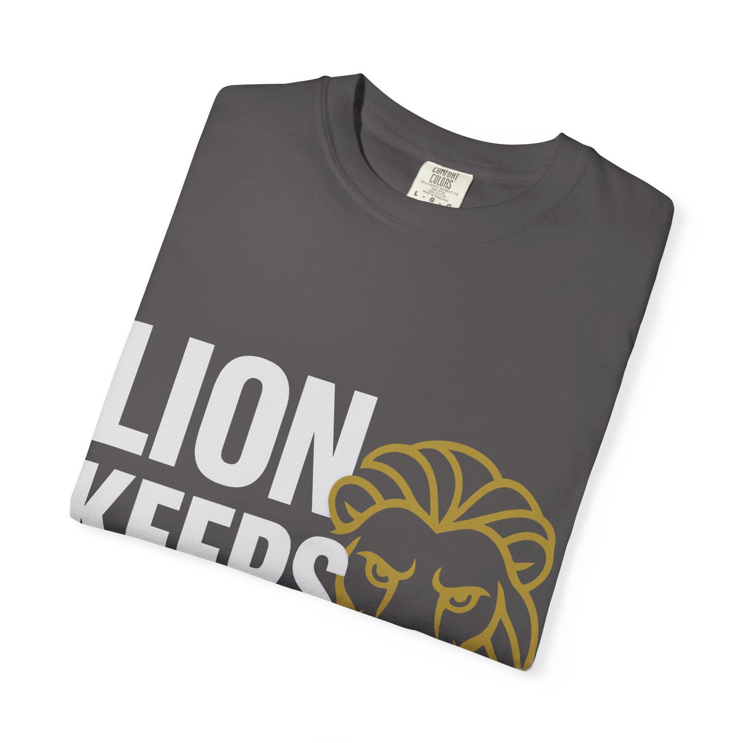 Lion Keeps Focus Unisex T-shirt - Motivational Tee, Casual Wear, Gift for Him/Her, Inspirational Apparel, Perfect for Birthdays