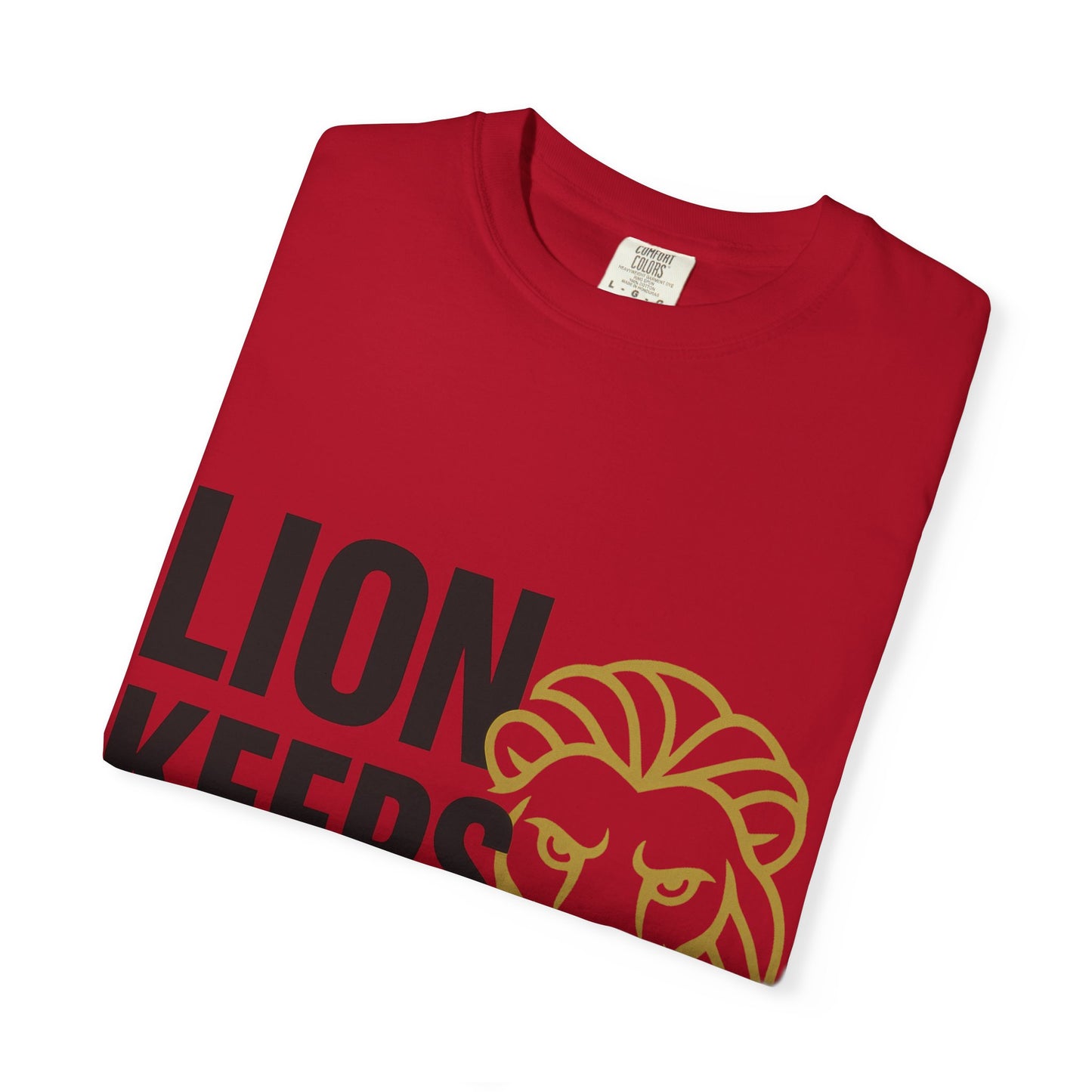 Lion Keeps Focus T-Shirt | Motivational Tee, Unisex Apparel, Gift for Strength Lovers, Casual Wear, Inspirational Clothing